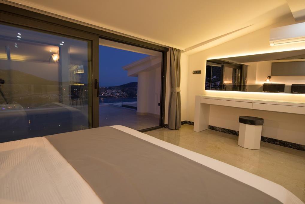 Villa Unlimited 2 Luxury 6 Bedroom Villa 카스 외부 사진