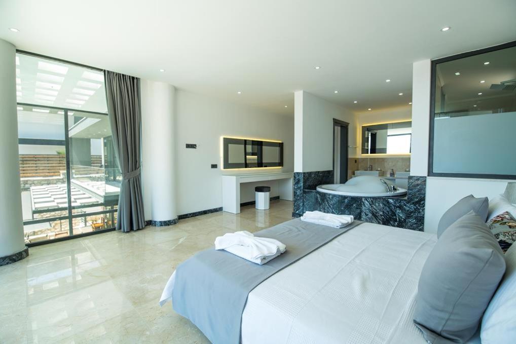 Villa Unlimited 2 Luxury 6 Bedroom Villa 카스 외부 사진