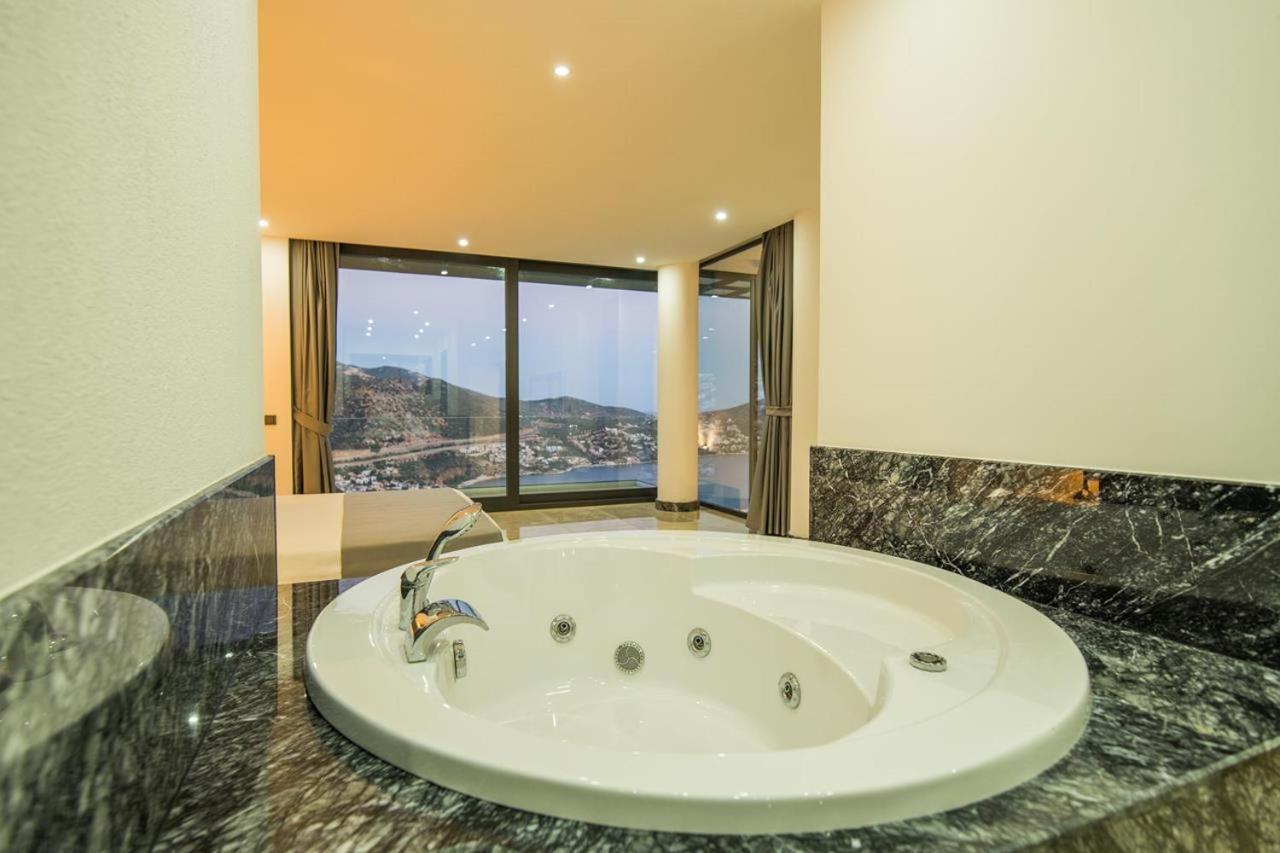 Villa Unlimited 2 Luxury 6 Bedroom Villa 카스 외부 사진